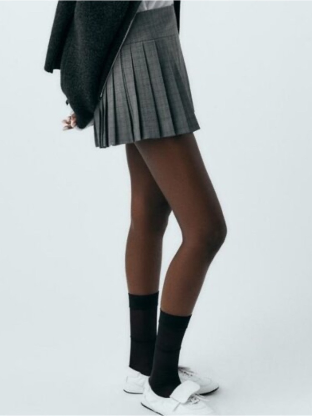 Zara Gray Pleated Mini Skort - Picture 6 of 10